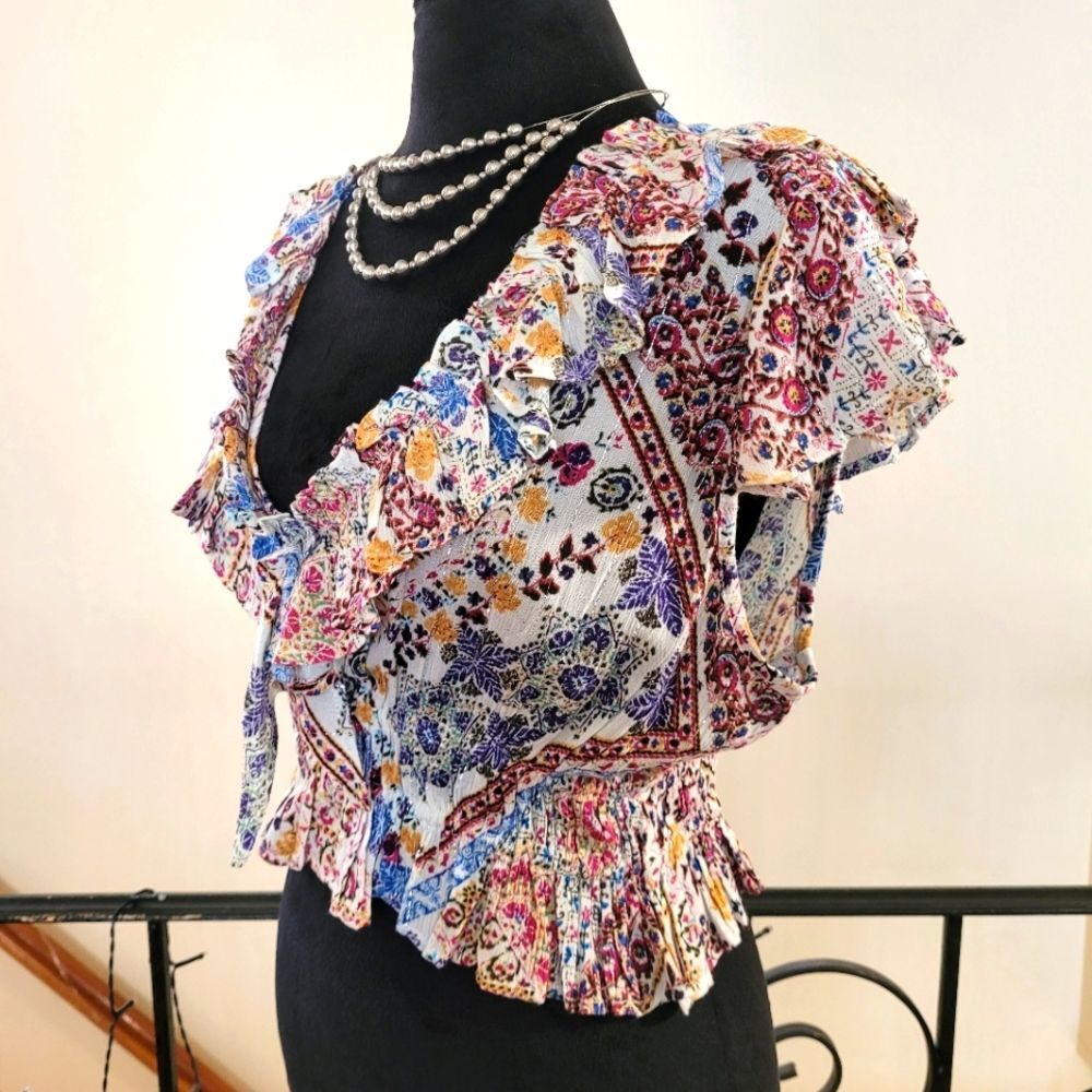 Nwt RAGA Multicolor Short Sleeve Ruffle Top Size Medium - Picture 4 of 16